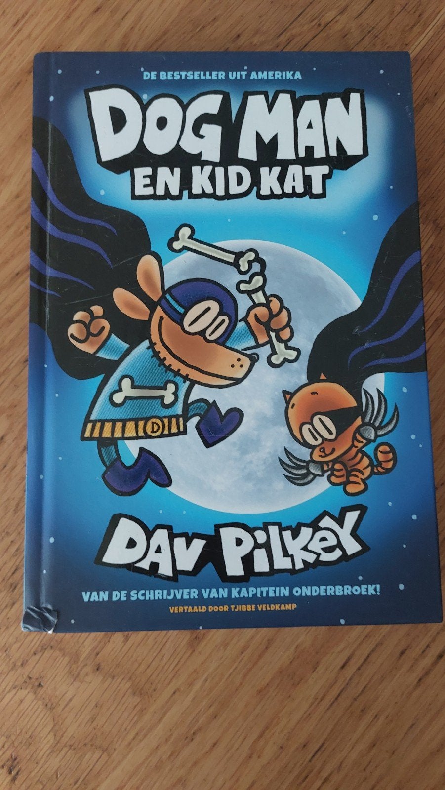 Dog Man en Kid Kat - Dav Pilkey (De Bestseller uit Amerika), Ophalen of Verzenden, Zo goed als nieuw, Dav Pilkey, Fictie algemeen