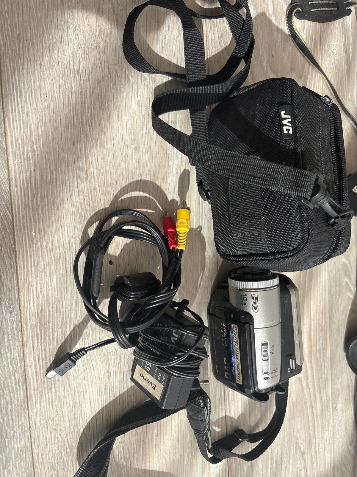 JVC Everio HD Camcorder - 30GB HDD, 10x Optische Zoom, Harde schijf, JVC, Ophalen of Verzenden, Zo goed als nieuw