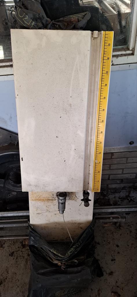 Aangeboden: oliebar, Ophalen of Verzenden, Gebruikt, Overige materialen, Waterornament