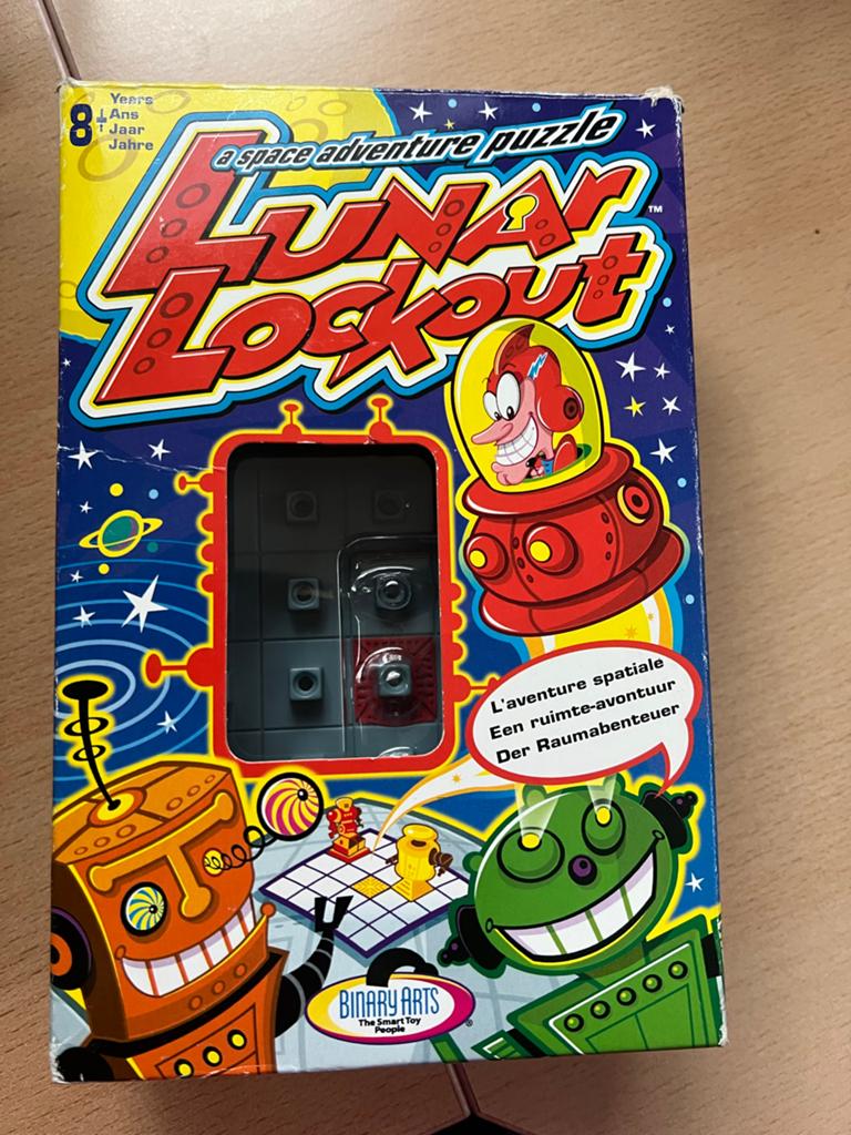 Lunar Lockout: Een ruimtelijk puzzelavontuur, Een of twee spelers, Ophalen of Verzenden, Zo goed als nieuw, Reisspel