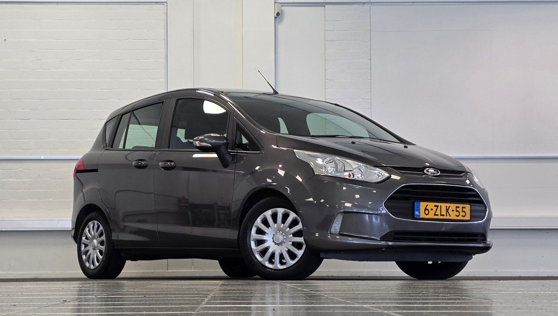 Ford B-Max 1.6 TI-VCT Style Trekhaak 3e Eigenaar Nieuwe APK, Auto's, Ford, Stof, Gebruikt, 4 cilinders, B-Max