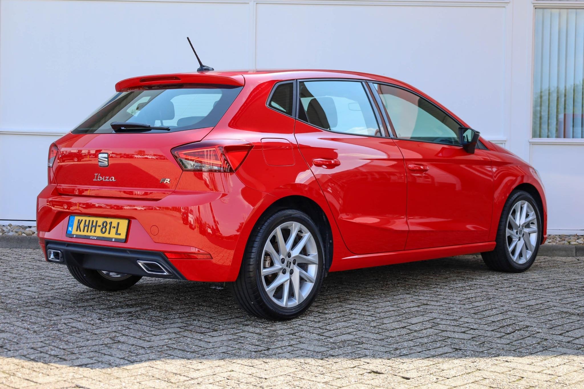 SEAT Ibiza 1.0 EcoTSI 110pk FR Plus | LM Velgen 17" | Apple, Voorwielaandrijving, 12 maanden, Gebruikt, 580 kg