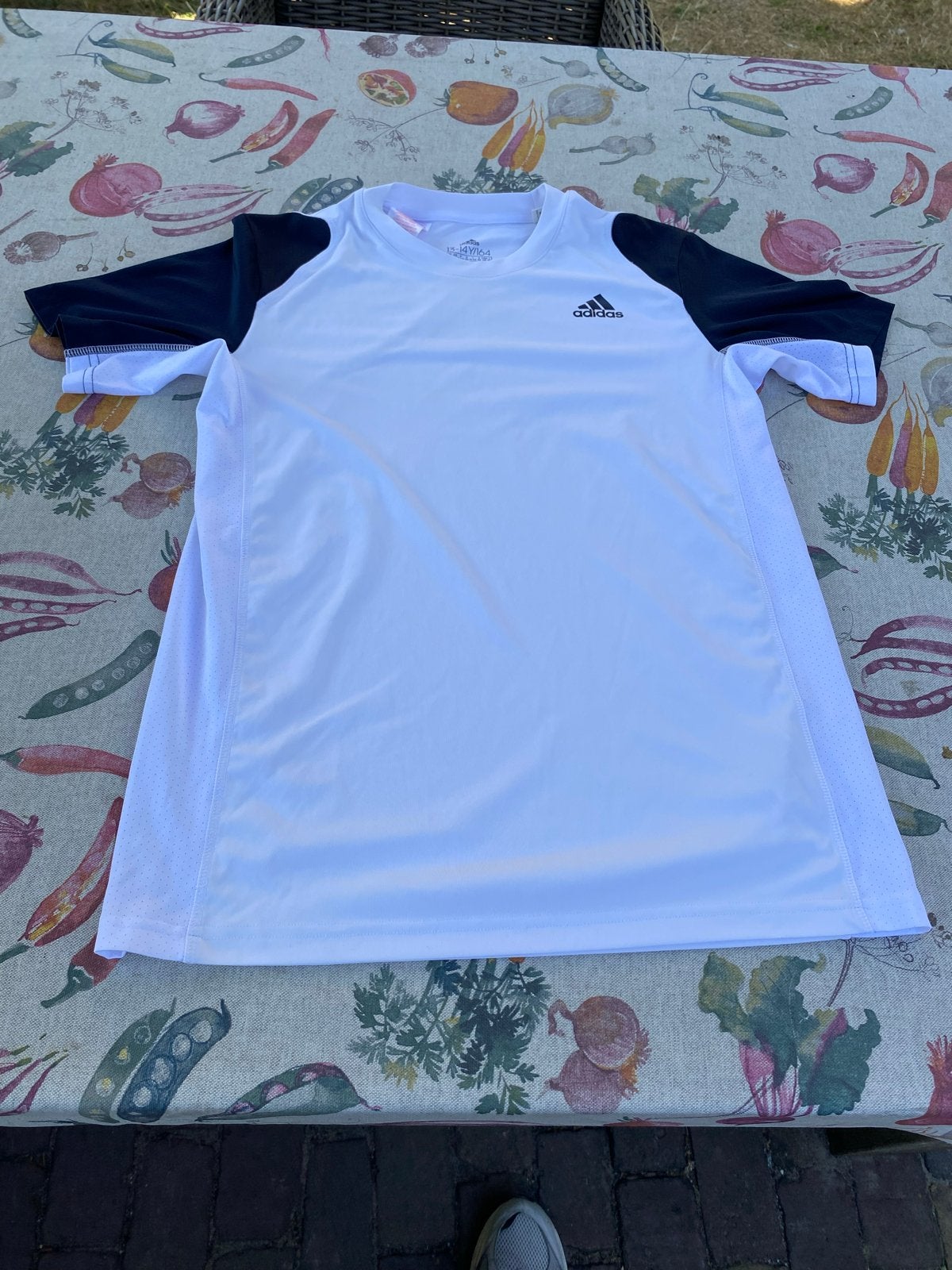 Adidas sportshirt wit/zwart - maat 164 (13-14 jaar), Sport en Fitness, Tennis, Adidas, Gebruikt, L00, Ophalen of Verzenden