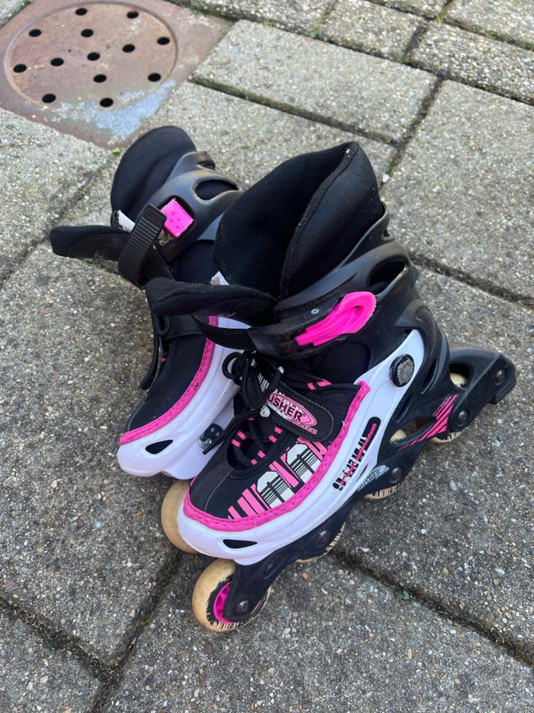 Skates - Zwart/Roze, Verstelbaar maat 35 tot 38, Sport en Fitness, Skeelers, Overige merken, Kinderen, Ophalen of Verzenden, Inline skates 4 wielen