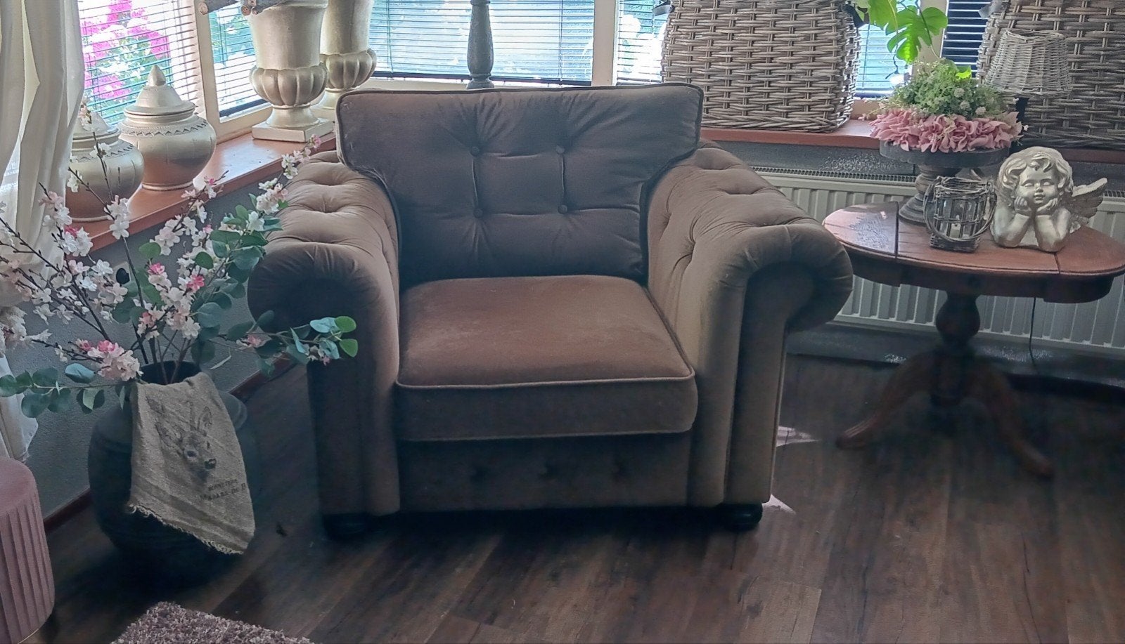 Urban Sofa fauteuil in Chesterfield stijl, zo goed als nieuw, Ophalen, Chesterfield, 75 tot 100 cm, Zo goed als nieuw