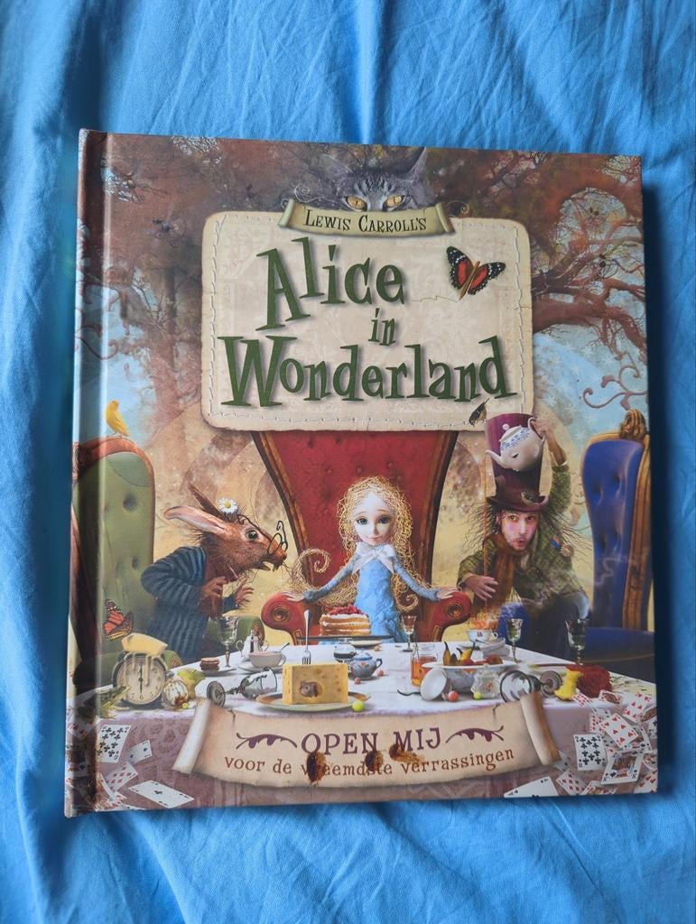 Lewis Carroll's Alice in Wonderland, Ophalen of Verzenden