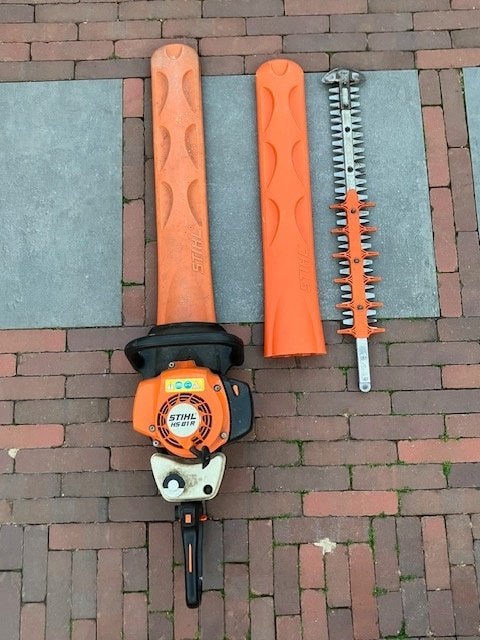 Professionele HS81R Heggenschaar + extra reserve zwaard, Ophalen, Zo goed als nieuw, Benzine, Stihl