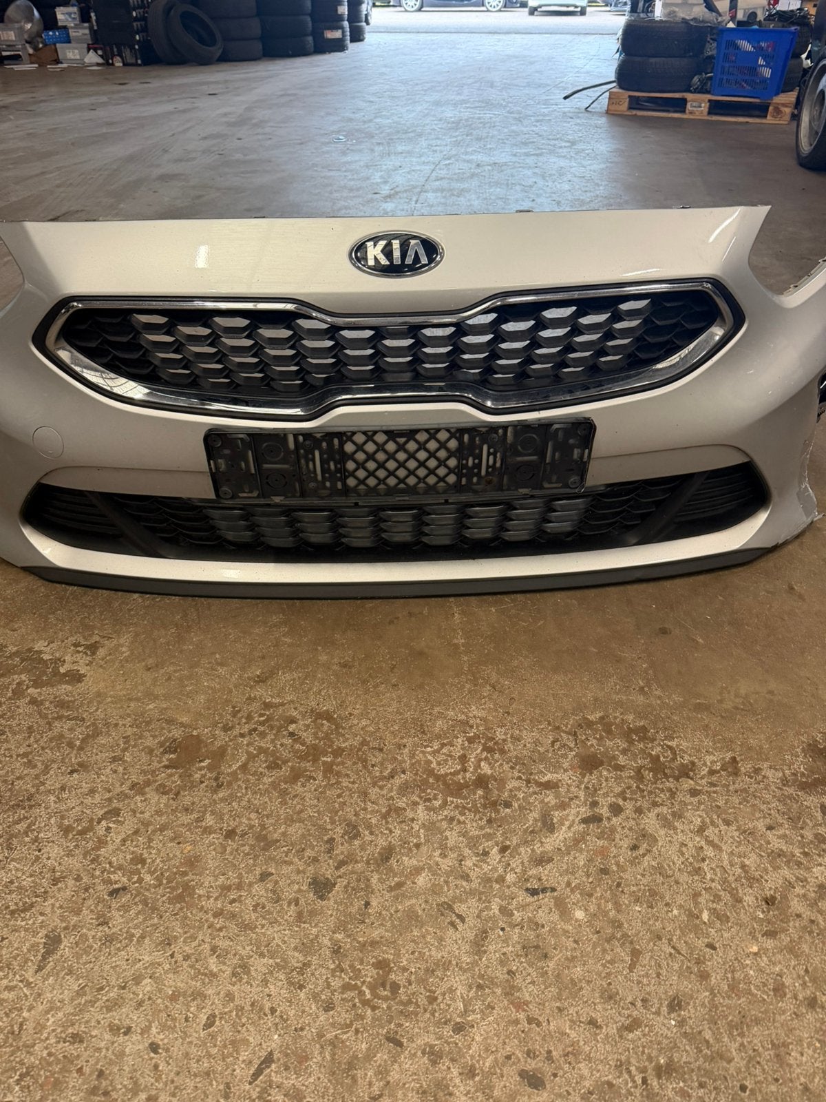 Kia ceed 2018-2022 voorbumper/ kia ceed mistlampen grill, Auto-onderdelen, Carrosserie en Plaatwerk, Ophalen of Verzenden, Kia