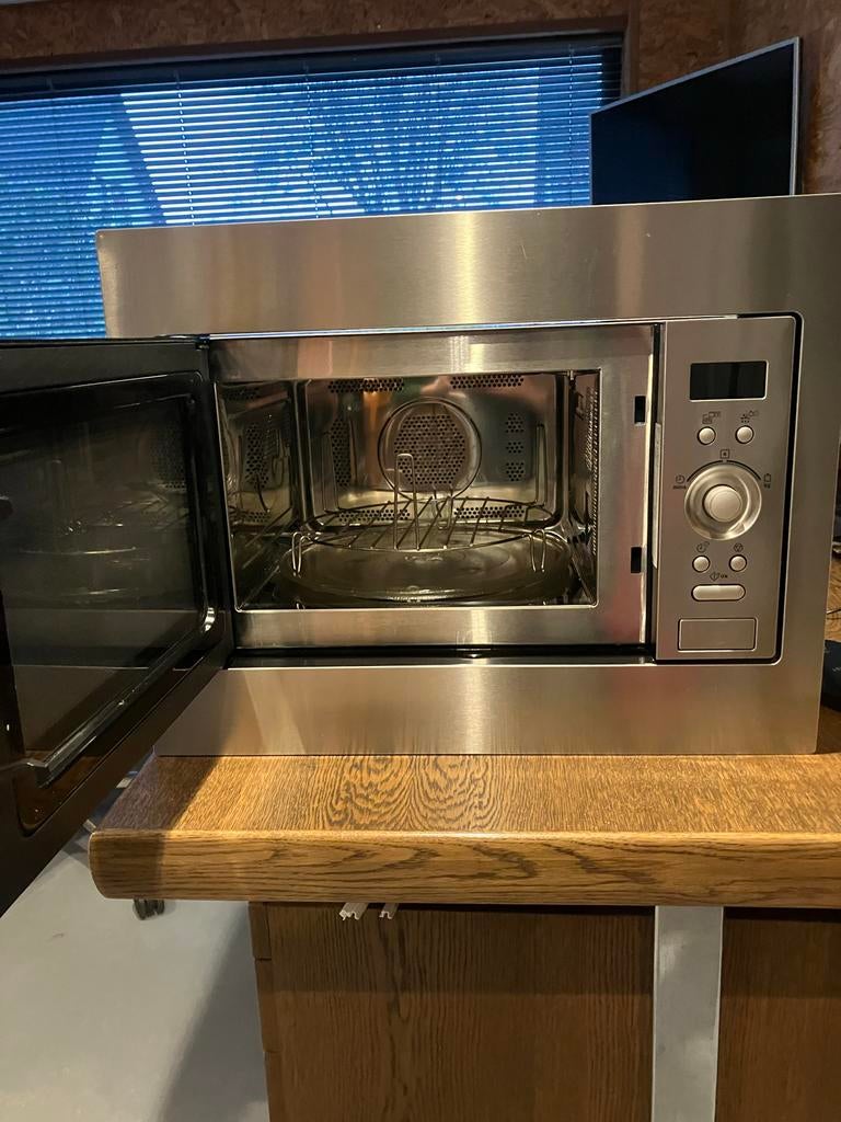 Zanussi Inbouw Combimagnetron - Zo goed als nieuw, Ophalen, Combimagnetron, Zo goed als nieuw, Inbouw