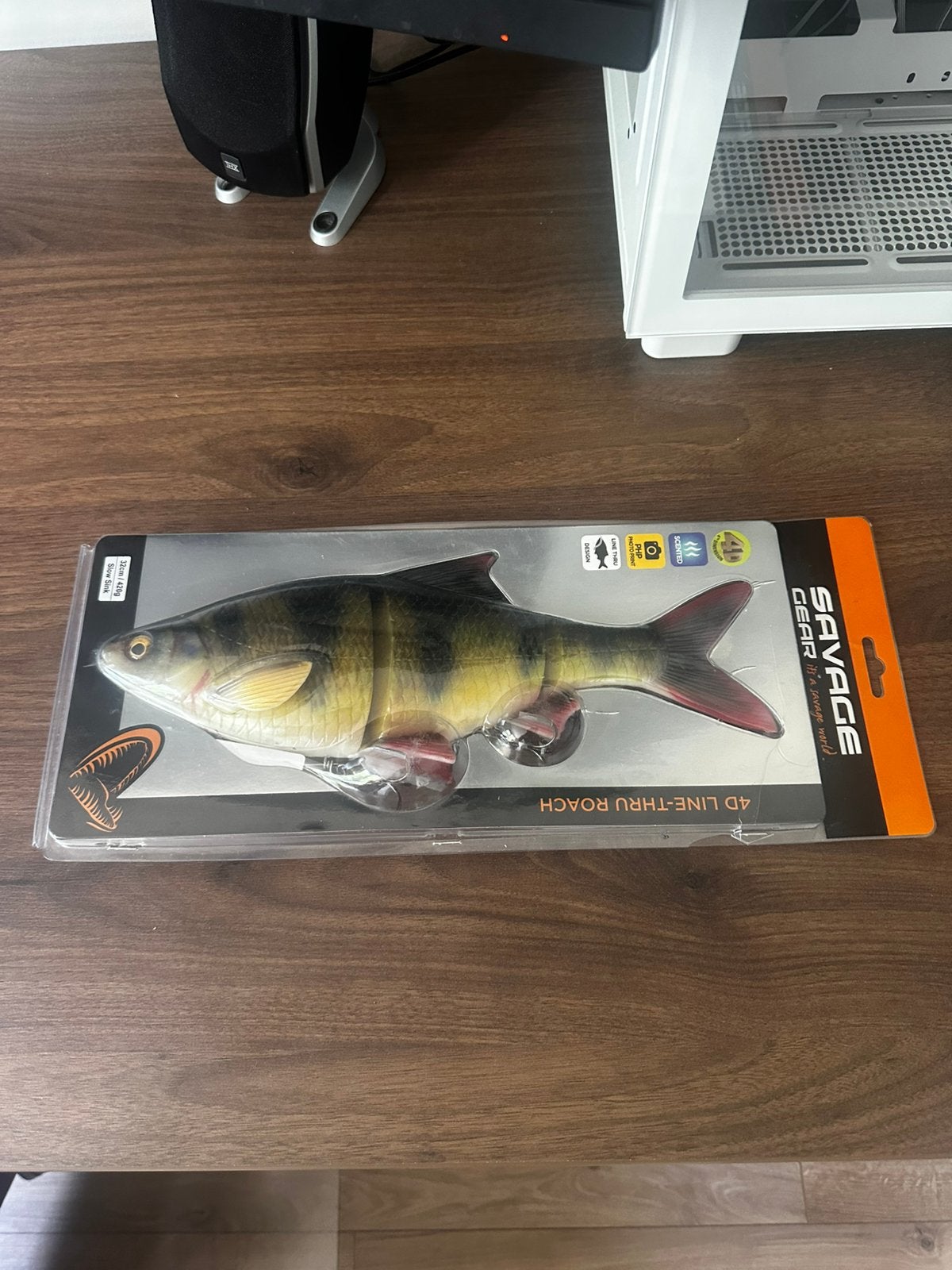 Savage gear 4d line thru roach 32cm nieuw kunstaas, Ophalen of Verzenden, Nieuw, Kunstaas