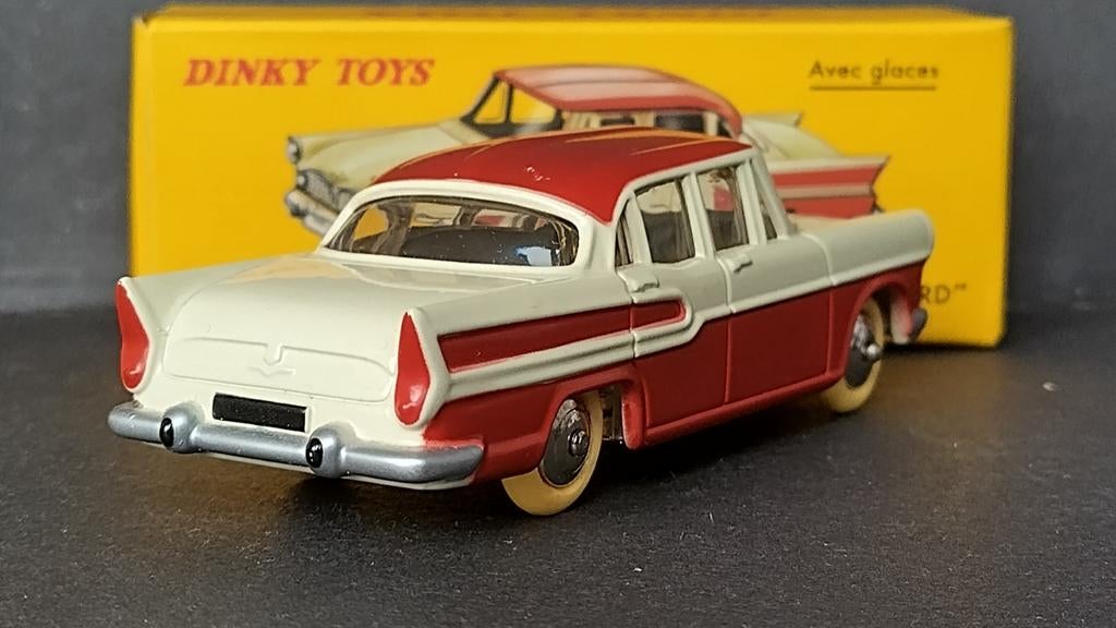 Simca Vedette Chambord 1:43 Dinky Toys Atlas re-edition Pol, Auto, Verzenden, Dinky@atlascollections.com, Nieuw