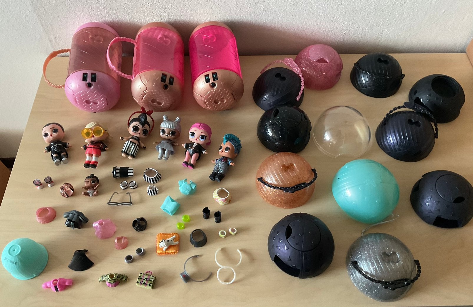 LOL poppetjes,opbergdoosjes en spelletje, Ophalen of Verzenden, Zo goed als nieuw