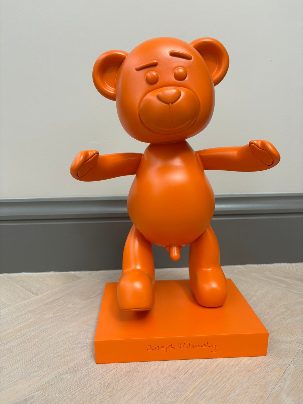 Joseph Klibansky - Bare hug oranje 96/200, Antiek en Kunst, Kunst | Designobjecten, Ophalen
