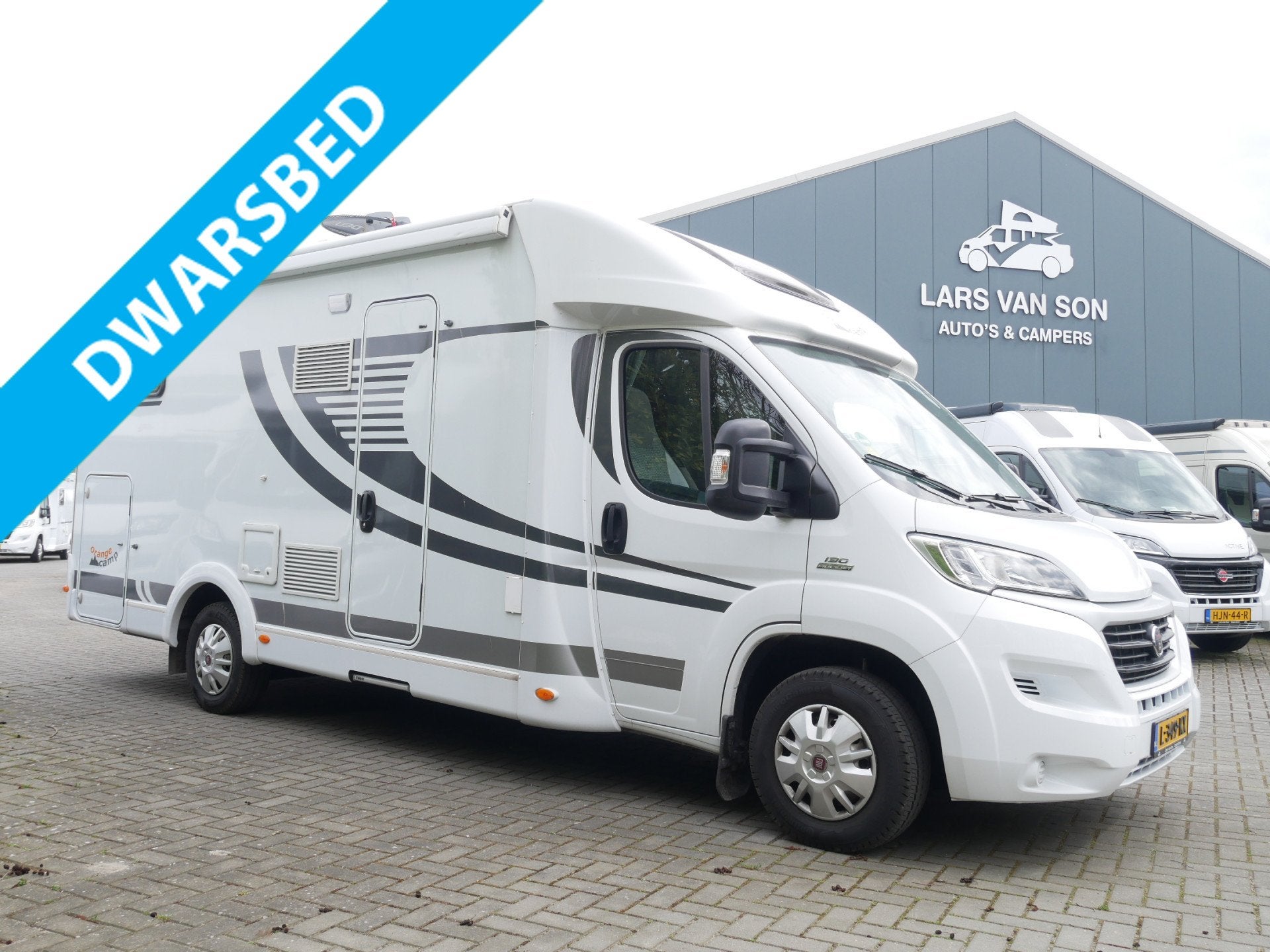 CAPRON Orangecamp T700, Ruime indeling, Dwarsbed, XL Garage,, Almersdorperweg 39
1674NW  OPPERDOES, NL, Tot en met 2, 7 tot 8 meter