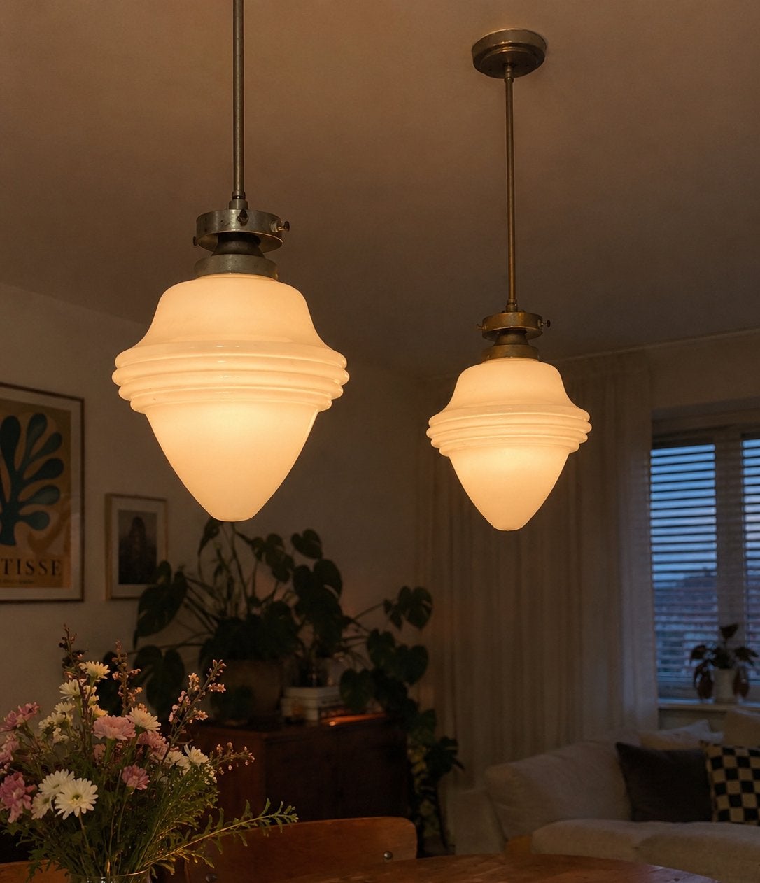 Set van 2 Art Deco Melkglas Hanglampen, Ophalen of Verzenden