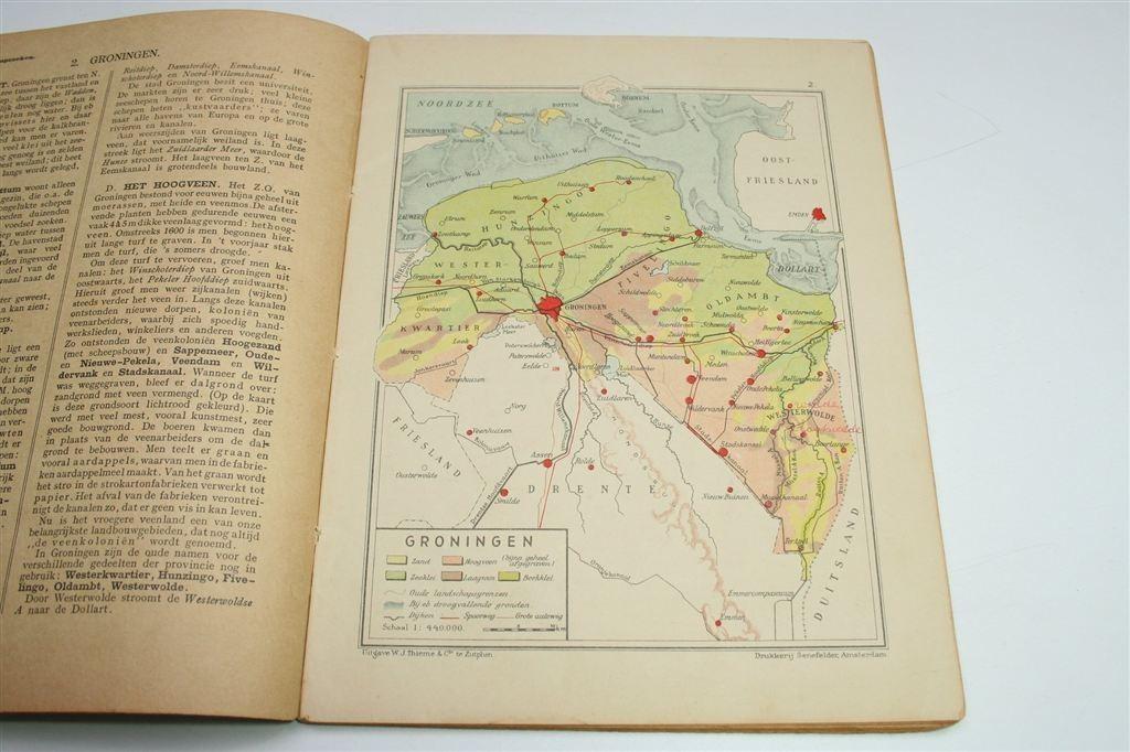 Atlas Nederland & Indiën — Prop — 46e Druk ca. 1945, Boeken, Gelezen, Ophalen of Verzenden, Landkaart, 1800 tot 2000