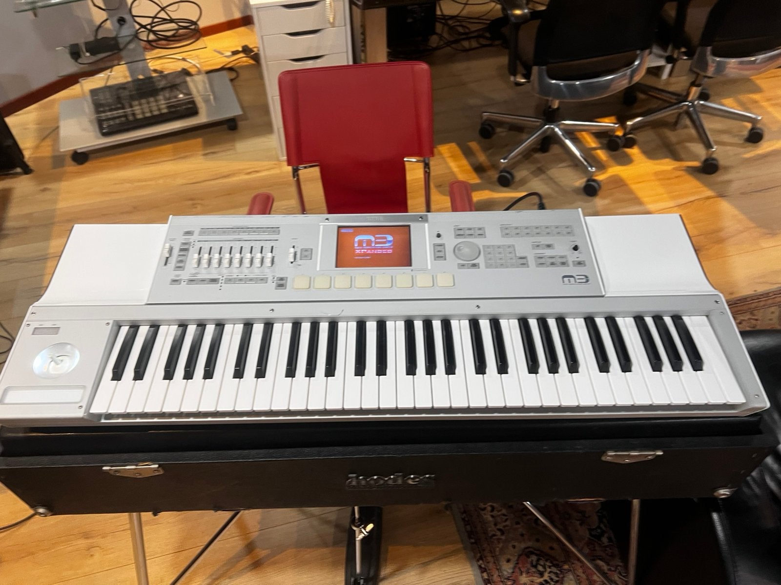 Korg M3 61 Keys Workstation / Sampler, Muziek en Instrumenten, Keyboards, Korg, Ophalen of Verzenden, Midi-aansluiting, 61 toetsen
