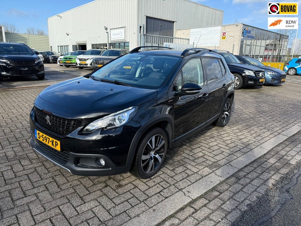 Peugeot 2008 1.2 PureTech GT-Line, Navi, Panodak, APK 07-27, Voorwielaandrijving, Euro 6, 1199 cc, Leder en Stof