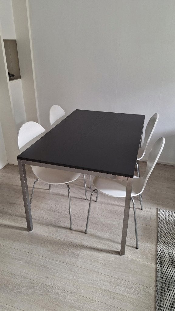 Moderne eettafel (IKEA) met 4 stoelen (JYSK), Gebruikt, 100 tot 150 cm, 50 tot 100 cm, Vier personen