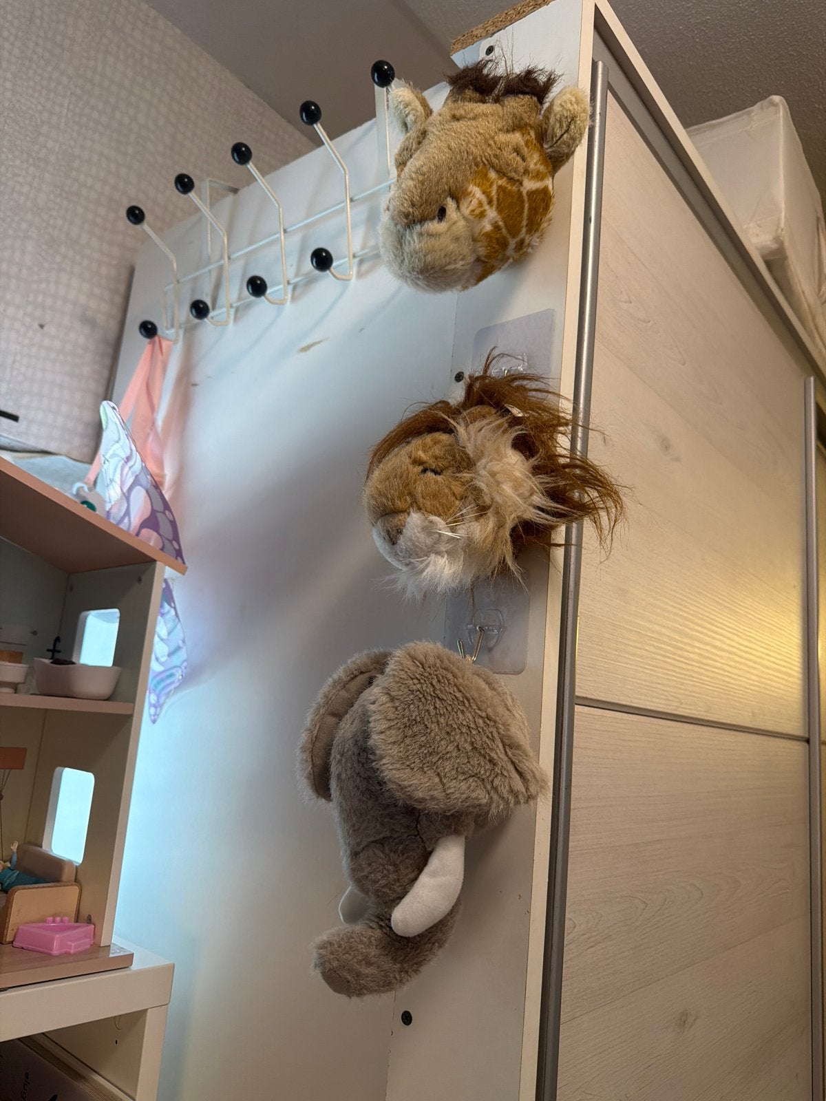 drie prachtige pluche dierenkoppen Leeuw, Olifant, Giraf, Gebruikt, Overige merken, Overige karakters, Ophalen of Verzenden