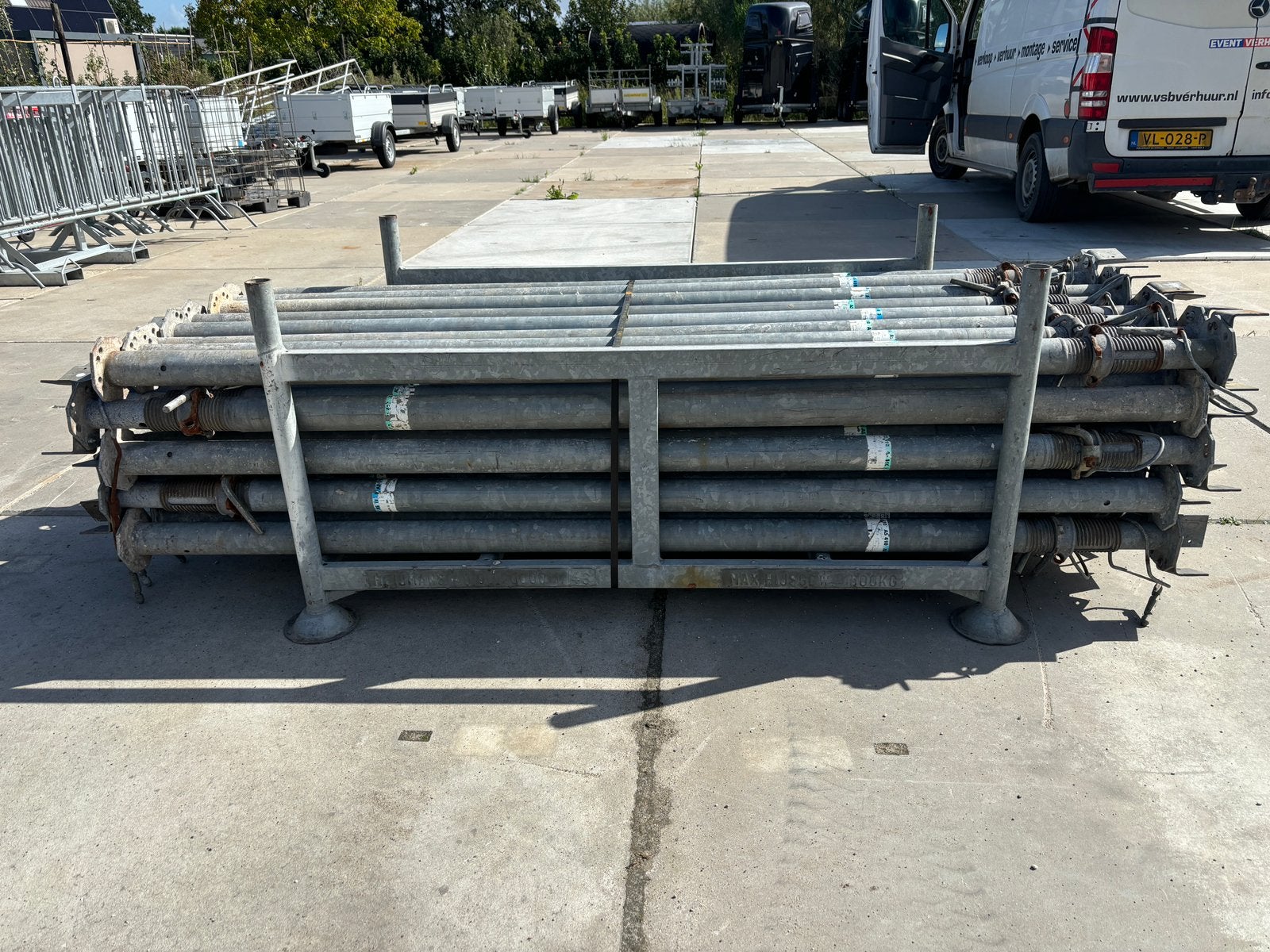 240 stuks Hunnebeck AS410 zwaarlaststempels, Doe-het-zelf en Verbouw, Ophalen, Gebruikt, Overige typen, 2 tot 5 meter