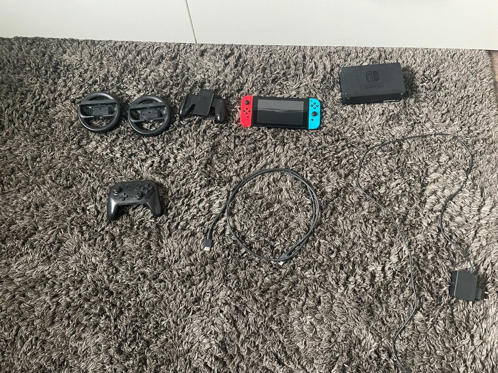 Nintendo Switch met uitgebreide accessoires set, Spelcomputers en Games, Ophalen of Verzenden, Gebruikt, Met 3 controllers of meer
