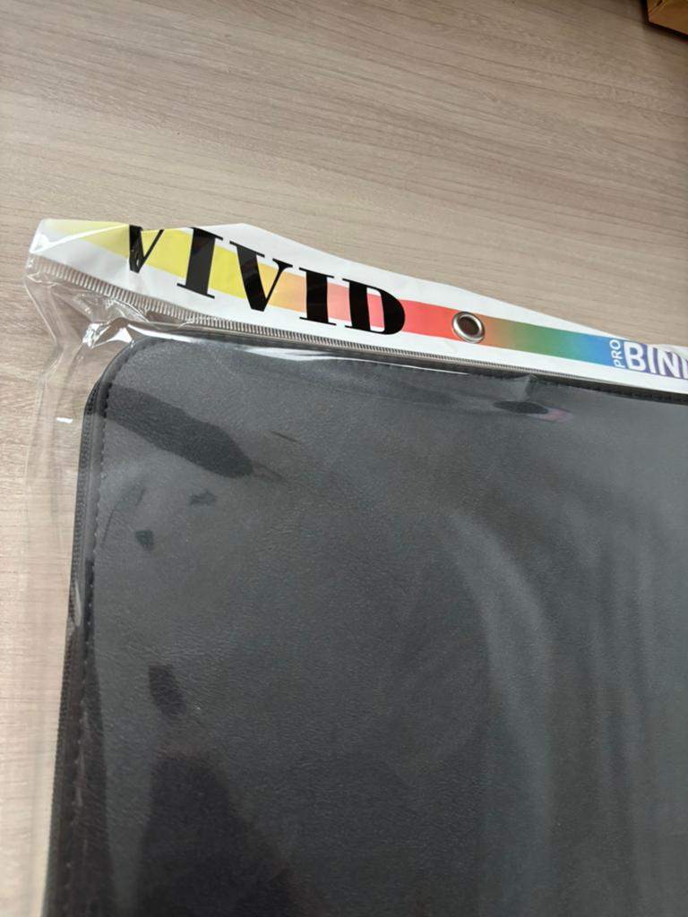 Ultra Pro Vivid 9 Pocket Zippered Pro Binder - Black / zwart, Ophalen of Verzenden, Zo goed als nieuw