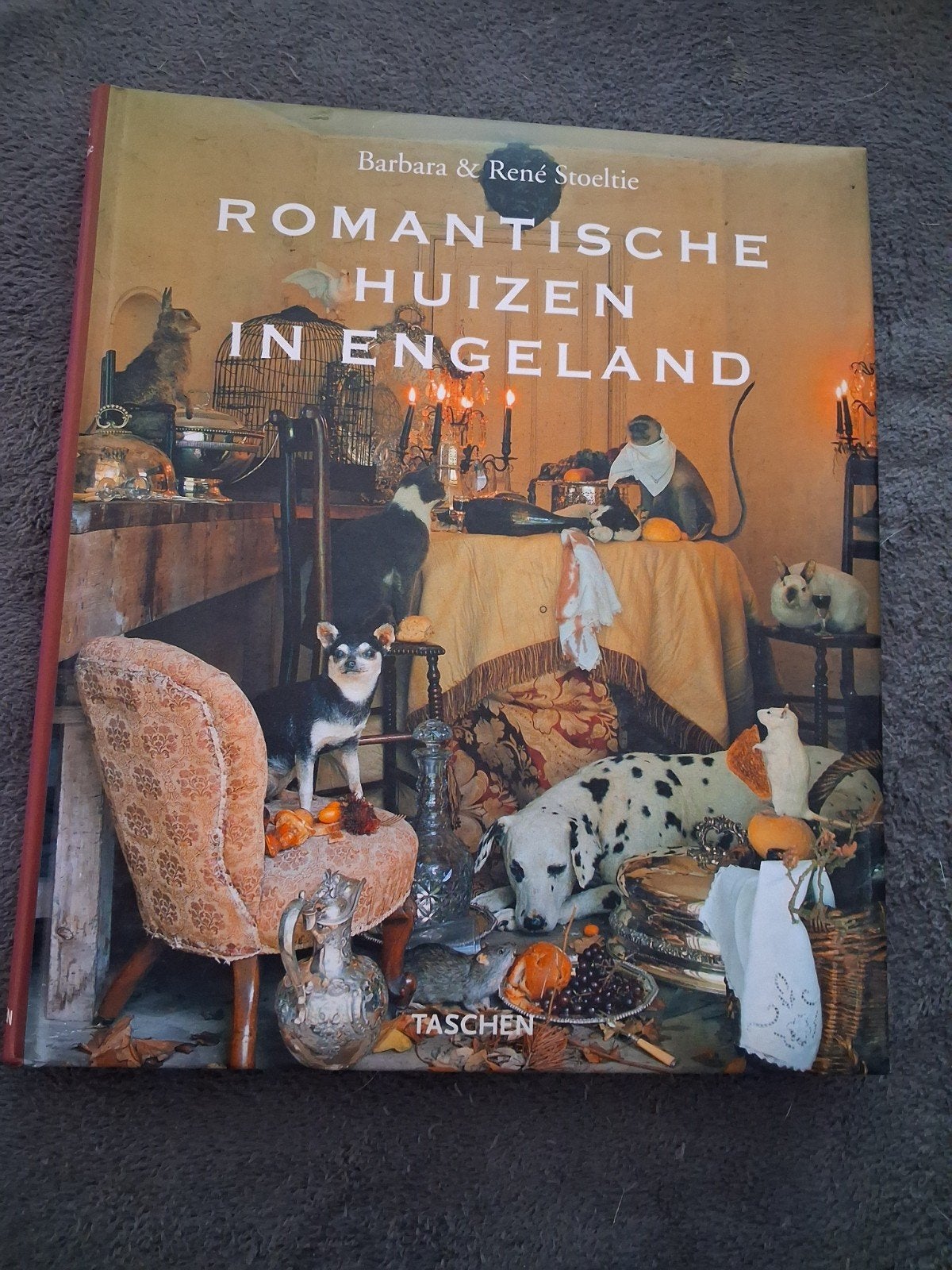 Romantische Huizen in Engeland - Barbara & René Stoeltie, Ophalen of Verzenden, Zo goed als nieuw, Barbara & René Stoeltie, Interieur en Design