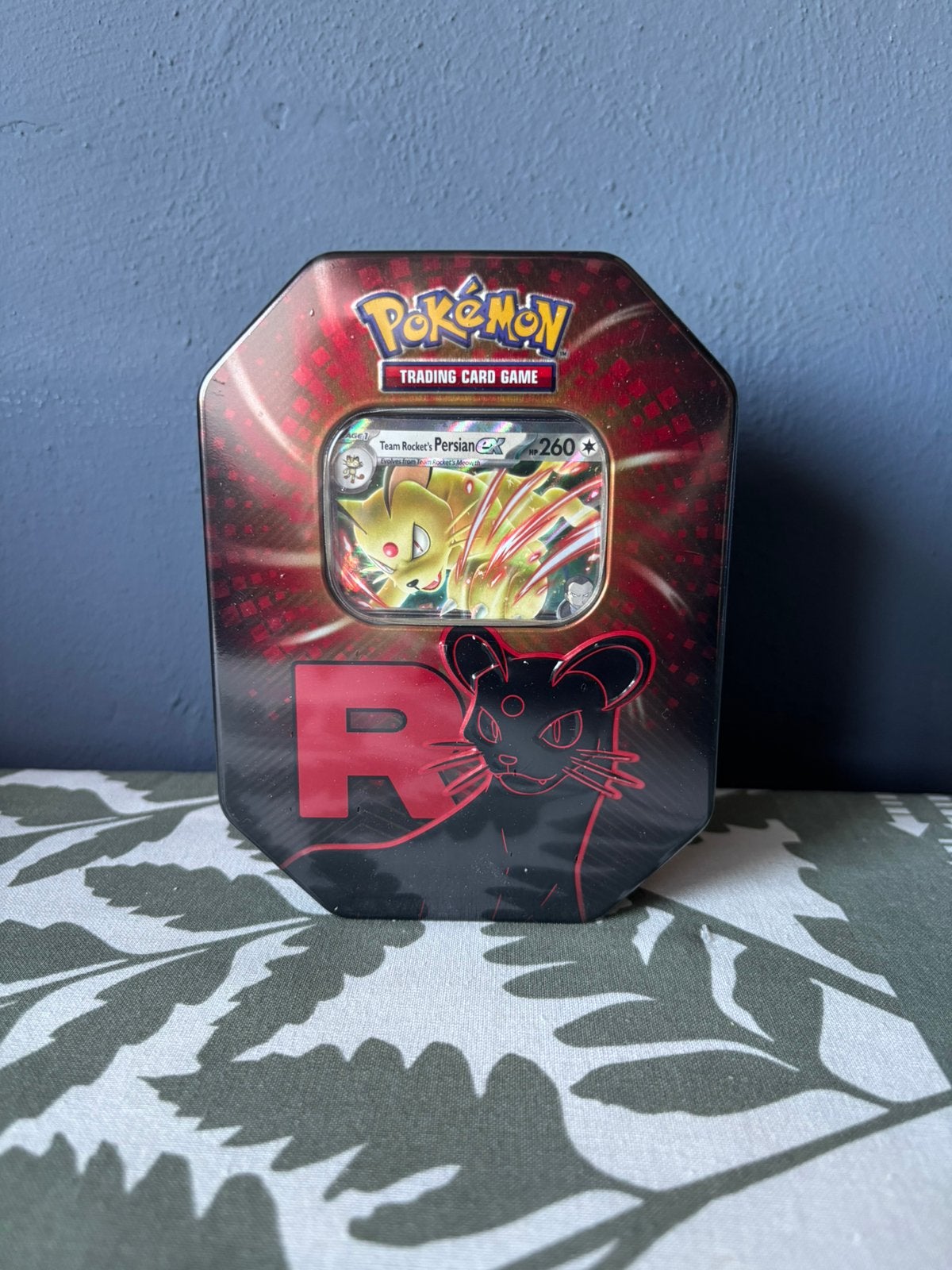 Team Rocket’s Persian ex Tin - Pokémon, Ophalen of Verzenden, Zo goed als nieuw