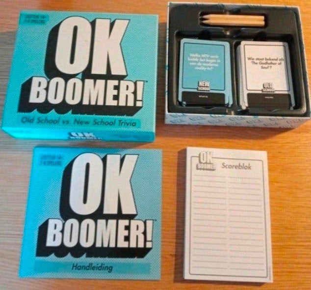 OK Boomer! Old School vs. New School Trivia Spel, Drie of vier spelers, Ophalen of Verzenden, Zo goed als nieuw, Identity Games