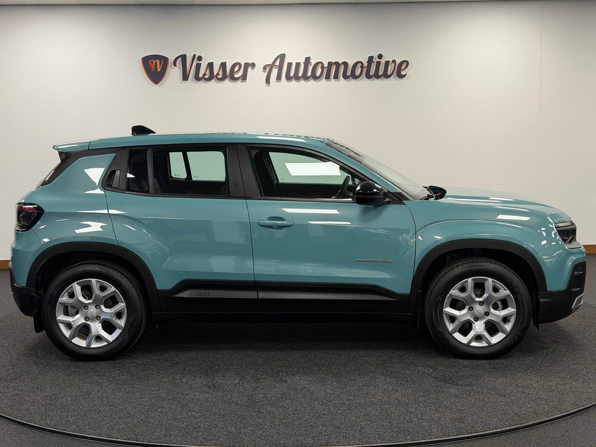 Jeep AVENGER 1.2 Longitude*Cruise-Control*Navi*Airco*Apple-C, Voorwielaandrijving, 1199 cc, 620 kg, Handgeschakeld