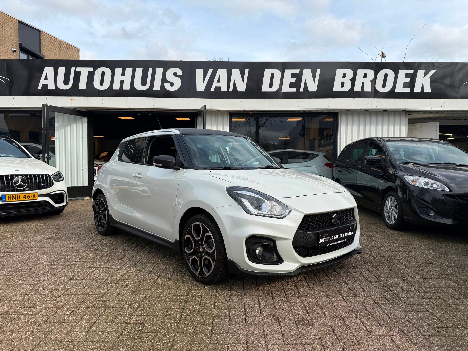 Suzuki SWIFT 1.4 Sport 140Pk|Xenon|Navi|Cruise|Carplay|Led|F, Auto's, Suzuki, Stof, 4 cilinders, Origineel Nederlands, Bedrijf
