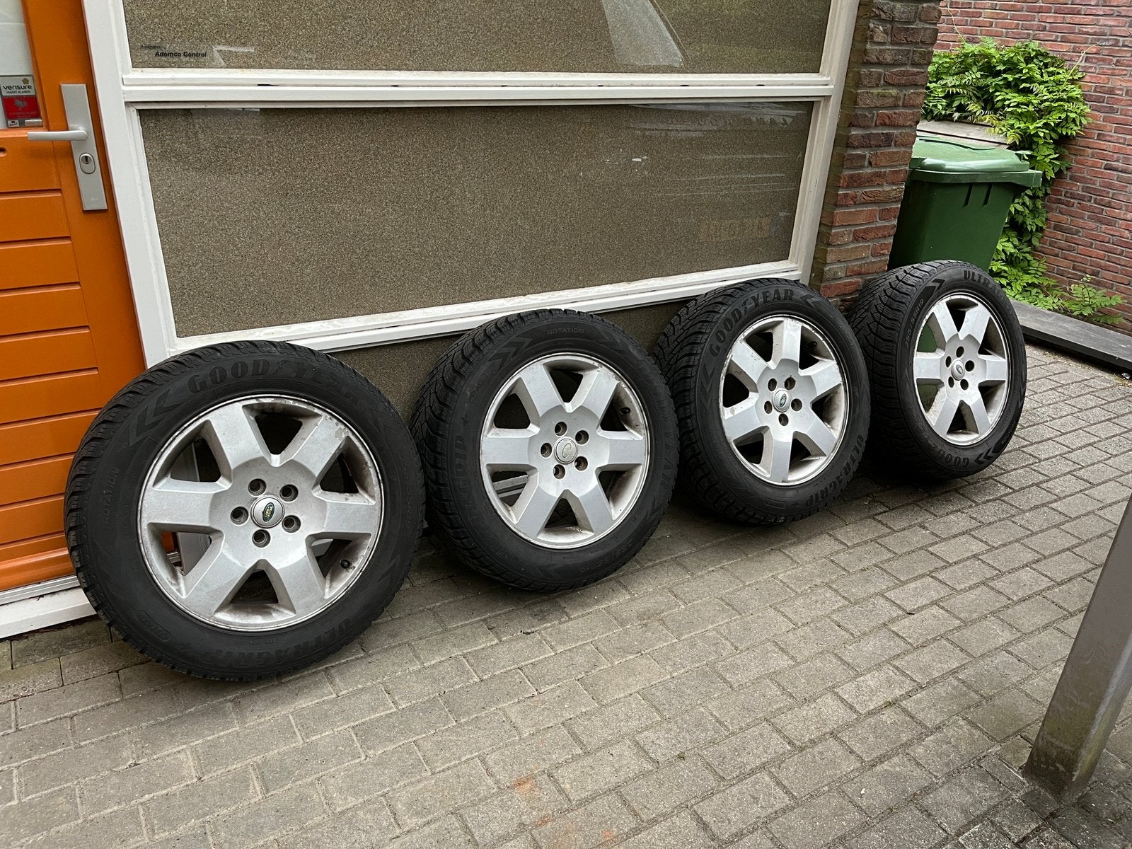 Landrover Discovery winterbanden 3PMSF met wielen, Gebruikt, 255 mm, Banden en Velgen, Winterbanden