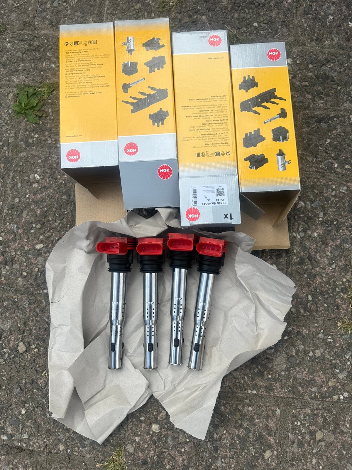 NGK R8 bobines 1.8 20vt 2.0 TSI etc, Ophalen of Verzenden