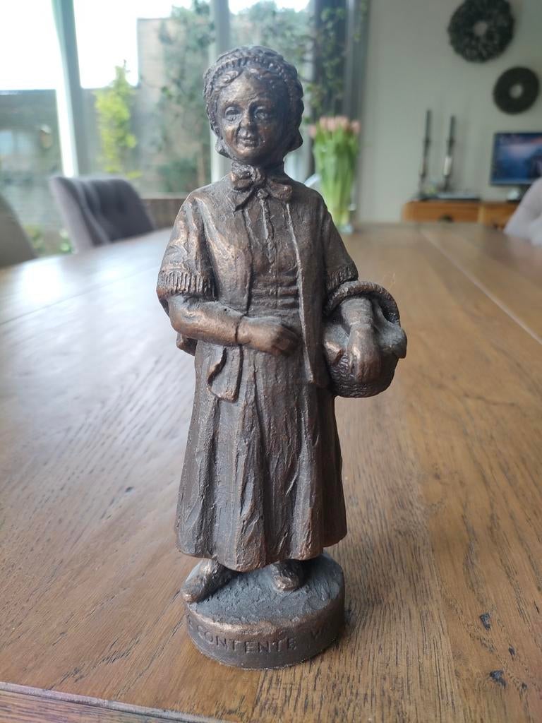 Bronzen beeldje van de contente vrouw, Ophalen of Verzenden