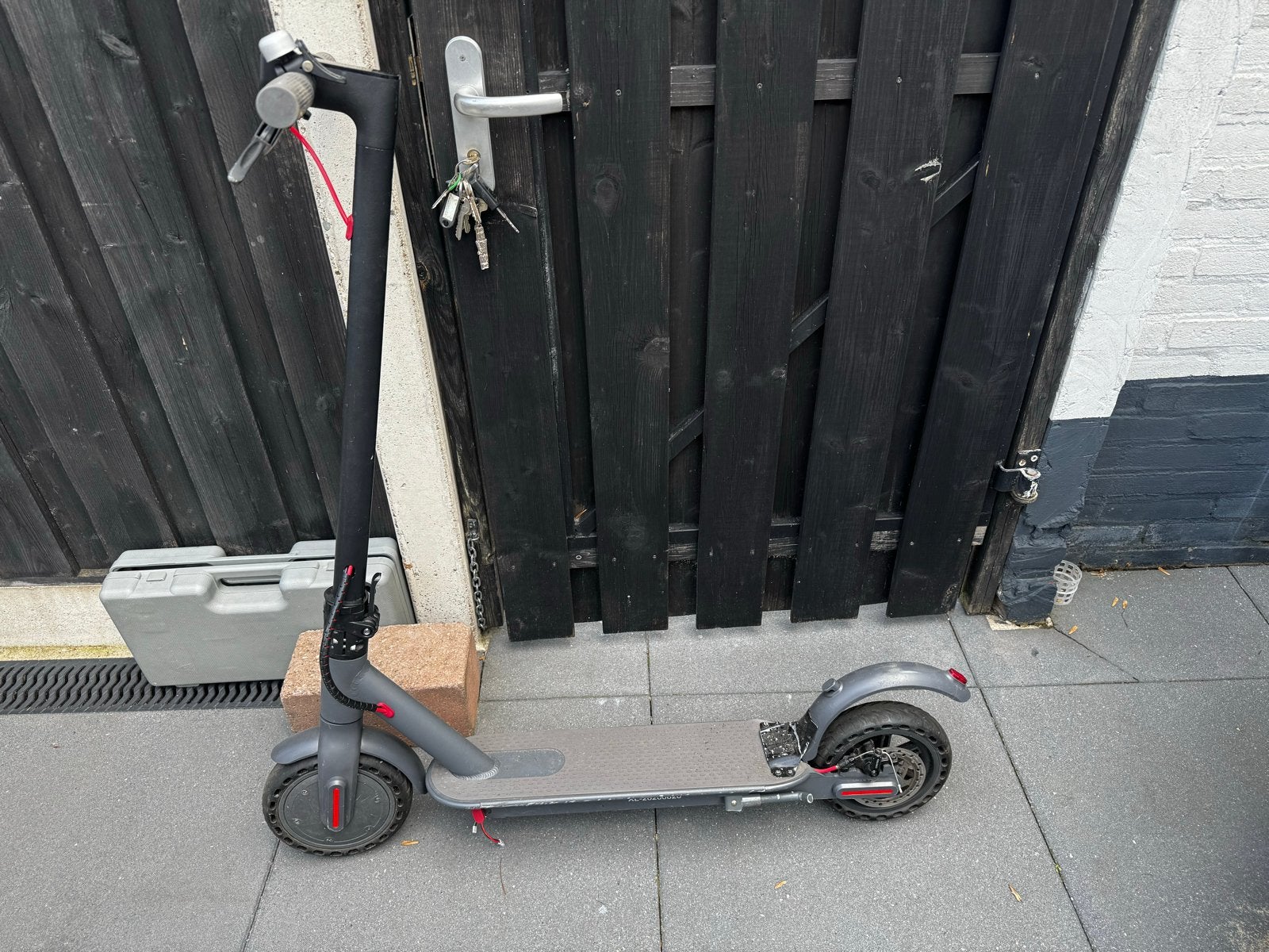 Elektrische step zonder accu - voor de handige Harry, Fietsen en Brommers, Steps, Ophalen, Gebruikt, Elektrische step (E-scooter)
