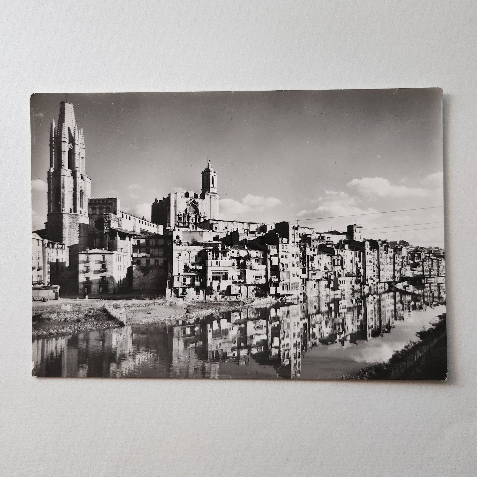 Echte foto kaart Girona, Spanje - Kathedraal en Onyar rivier, Verzenden, 1960 tot 1980, Ongelopen, Italië