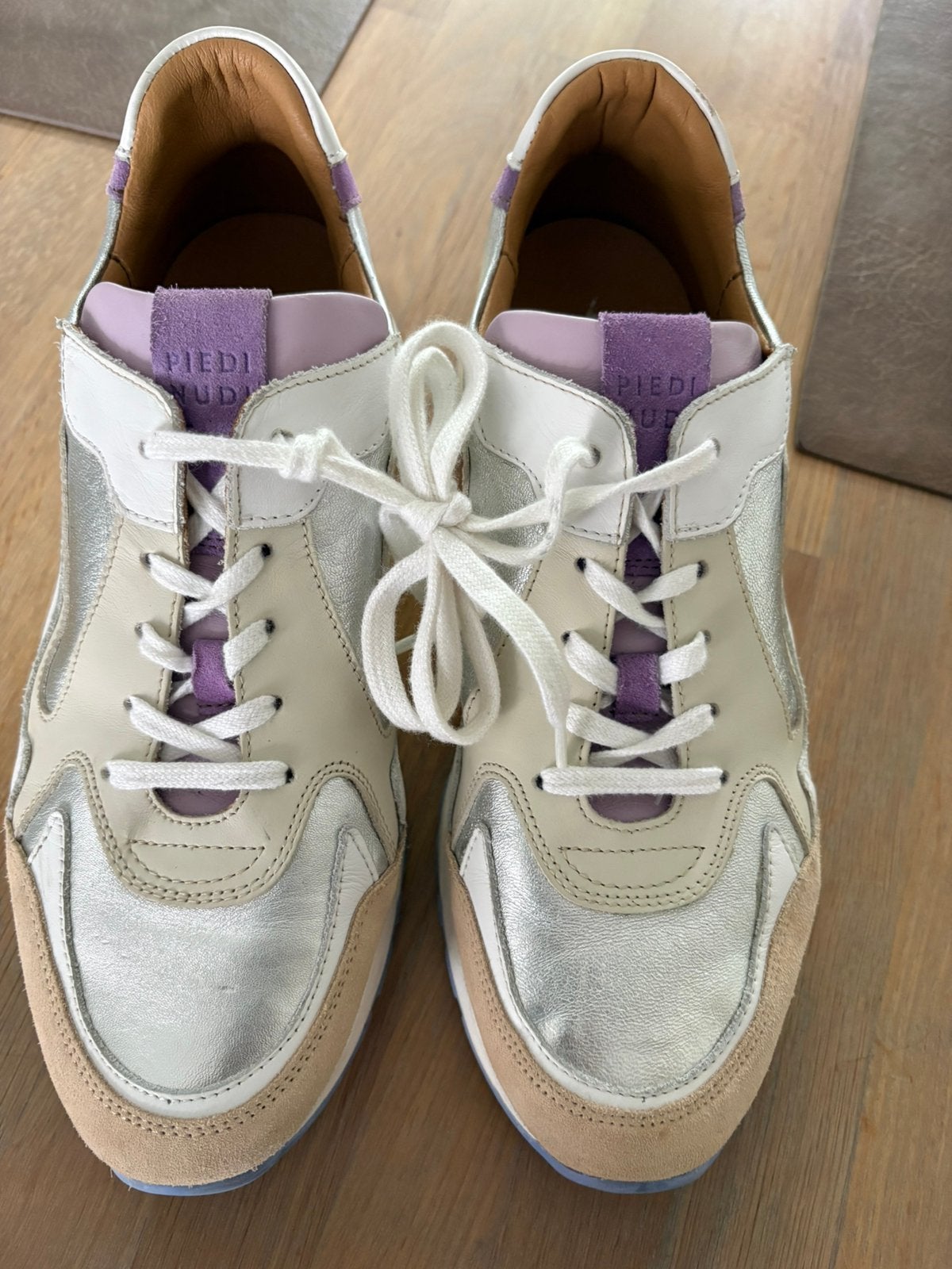 Piedi Nudi sneakers, Kleding | Dames, Schoenen, Beige, Ophalen of Verzenden, Sneakers of Gympen, Zo goed als nieuw