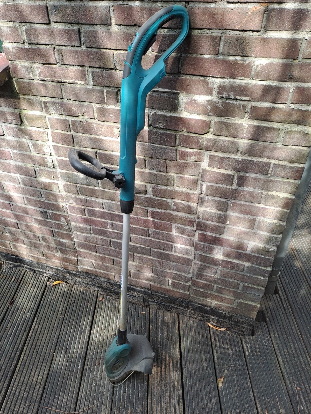 Makita DUR181 Accu Grastrimmer - 18V, Gebruikt, Accu, Ophalen of Verzenden, Makita