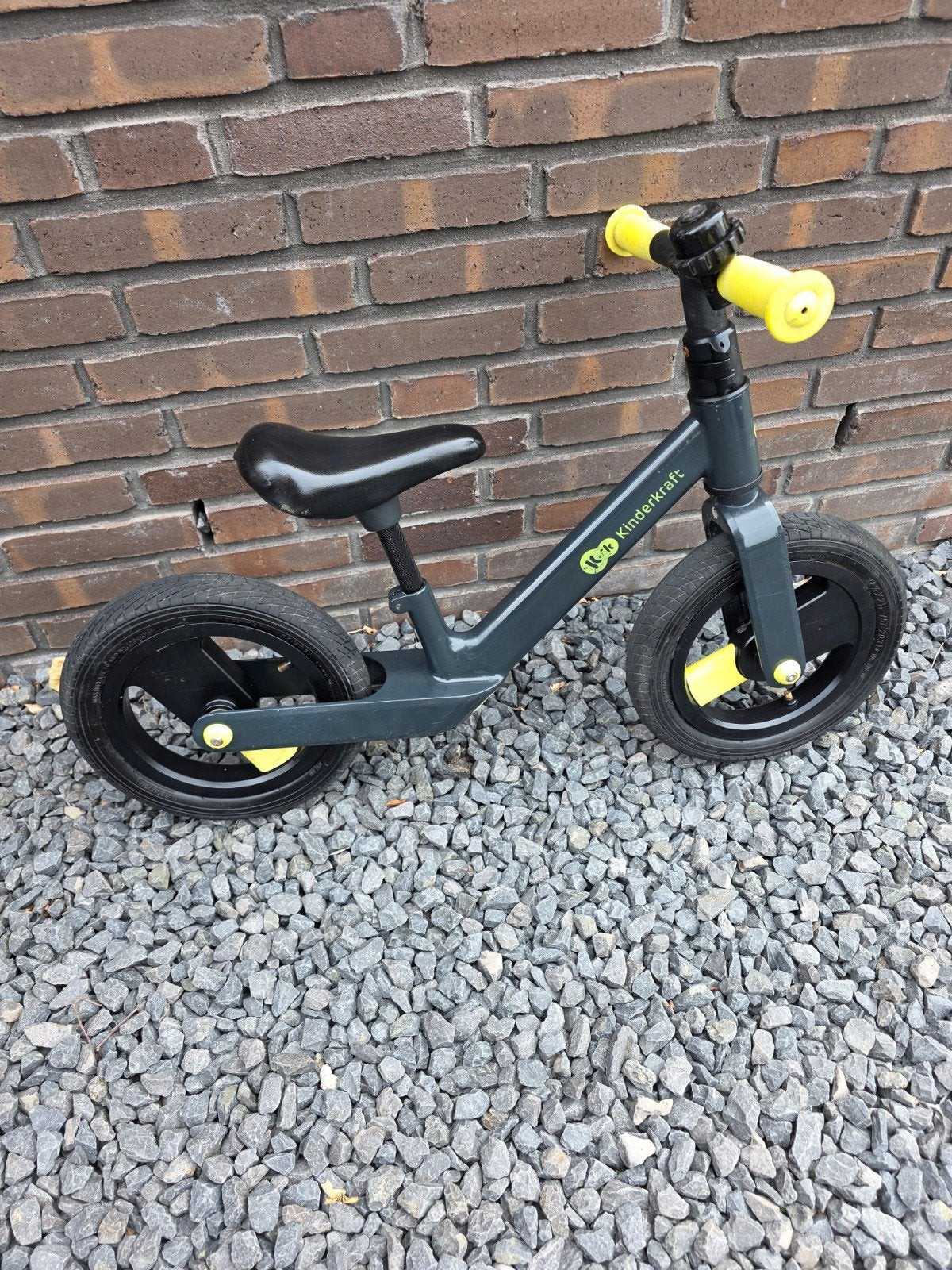 Kinderkraft Loopfiets - Grijs/Geel, Ophalen, Zo goed als nieuw, Loopfiets