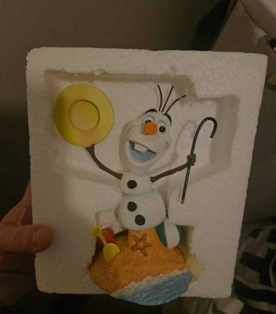 Olaf Frozen Beeldje - Compleet Nieuw in Doos, Verzamelen, Disney, Ophalen of Verzenden, Overige figuren, Nieuw, Beeldje of Figuurtje