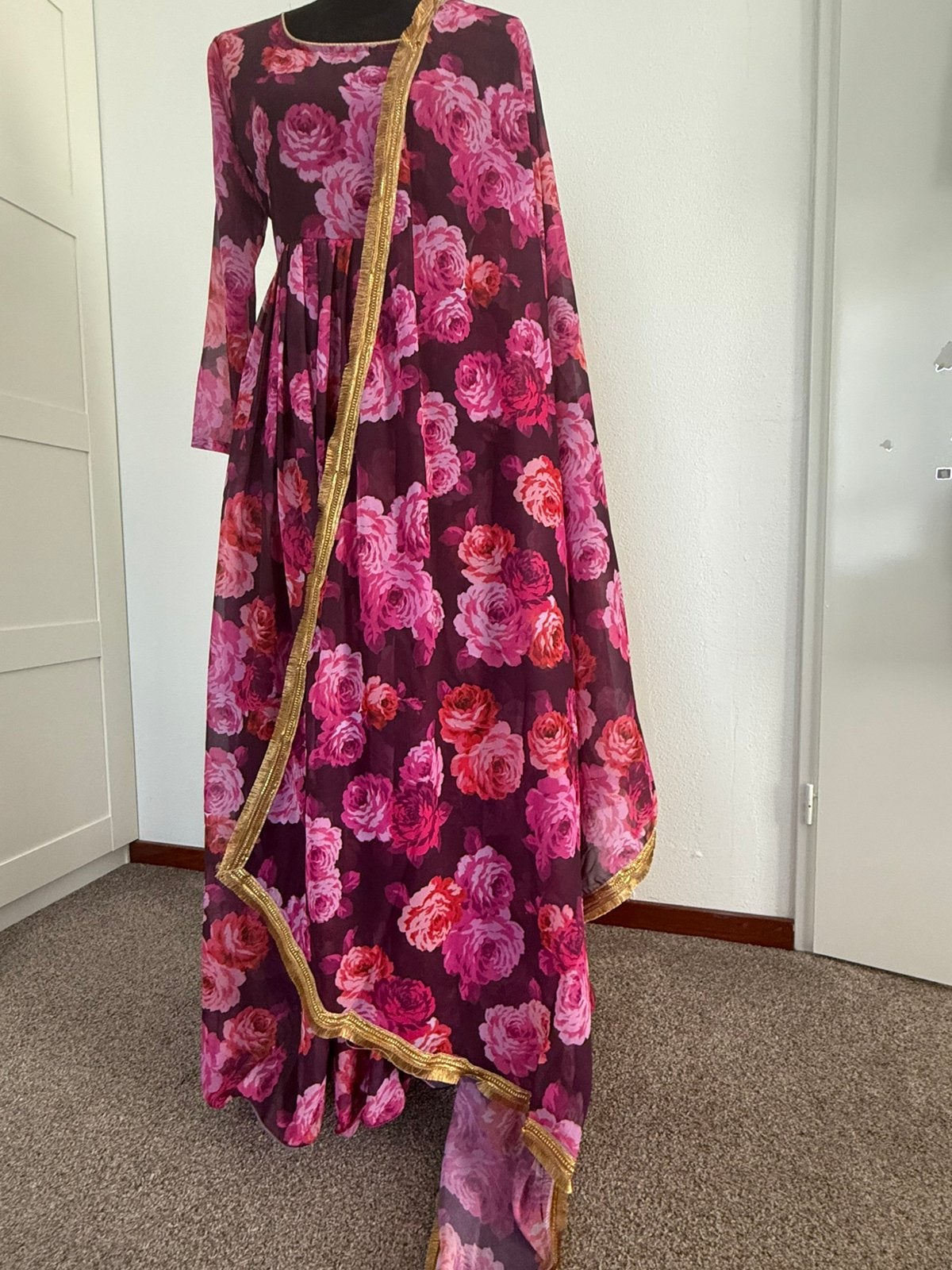 Anarkali jurk, Kleding | Dames, Ophalen of Verzenden, Nieuw