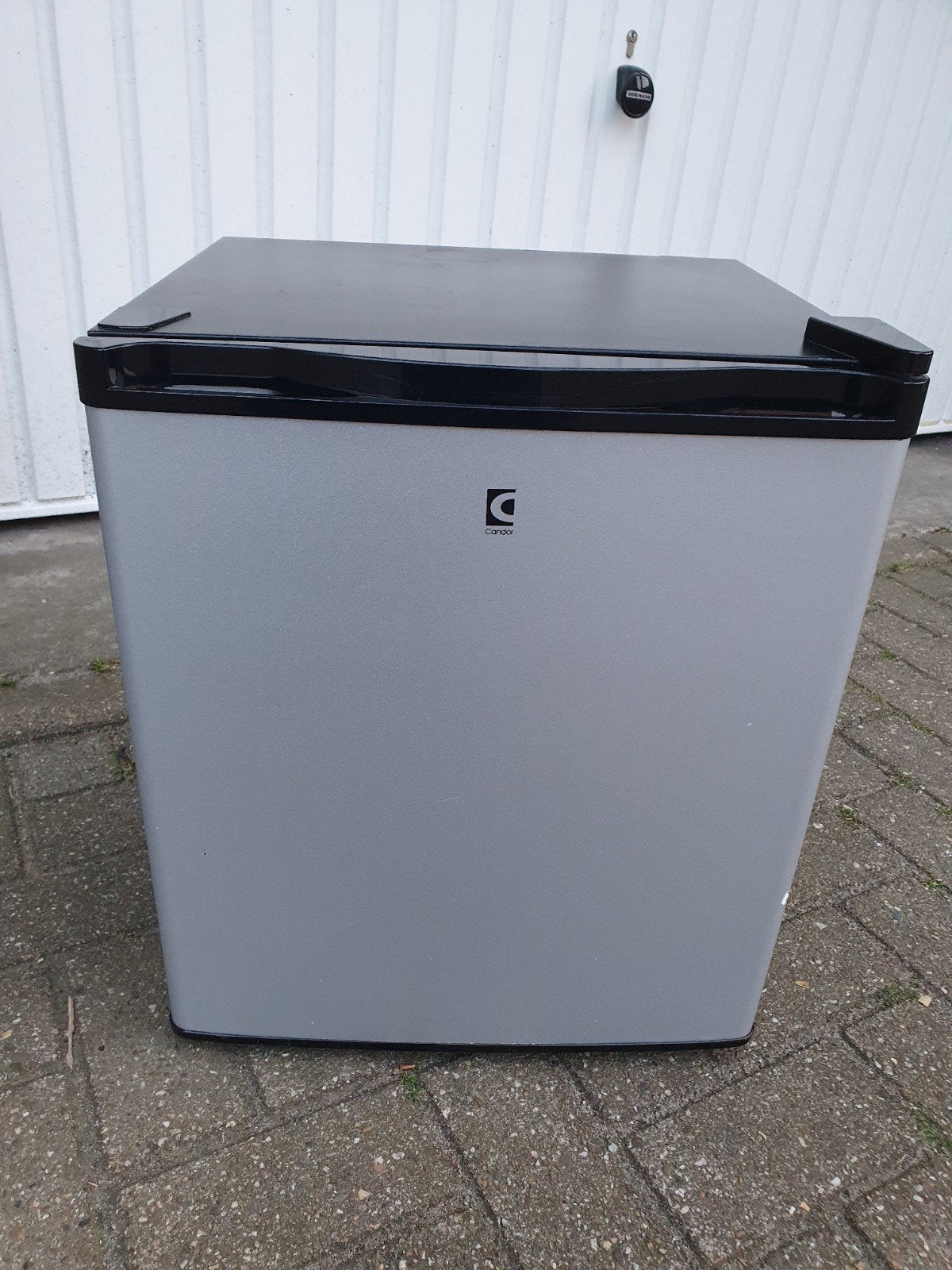Mini koelkast Compact Prima voor koude drankjes etc.., Witgoed en Apparatuur, Koelkasten en IJskasten, Ophalen of Verzenden