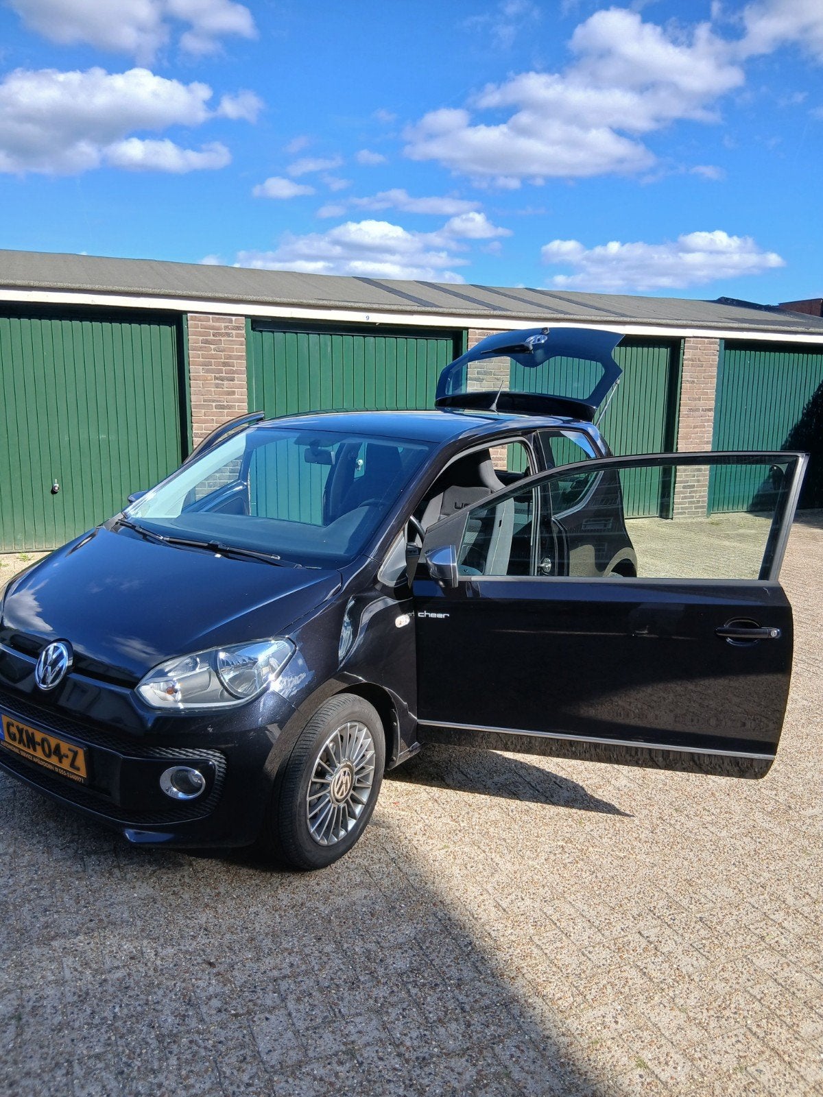 Volkswagen up! 1.0 50KW2013 Zwart 210.000 Km CNG en Benzine, Auto's, Voorwielaandrijving, Up!, 4 stoelen, Overige brandstoffen