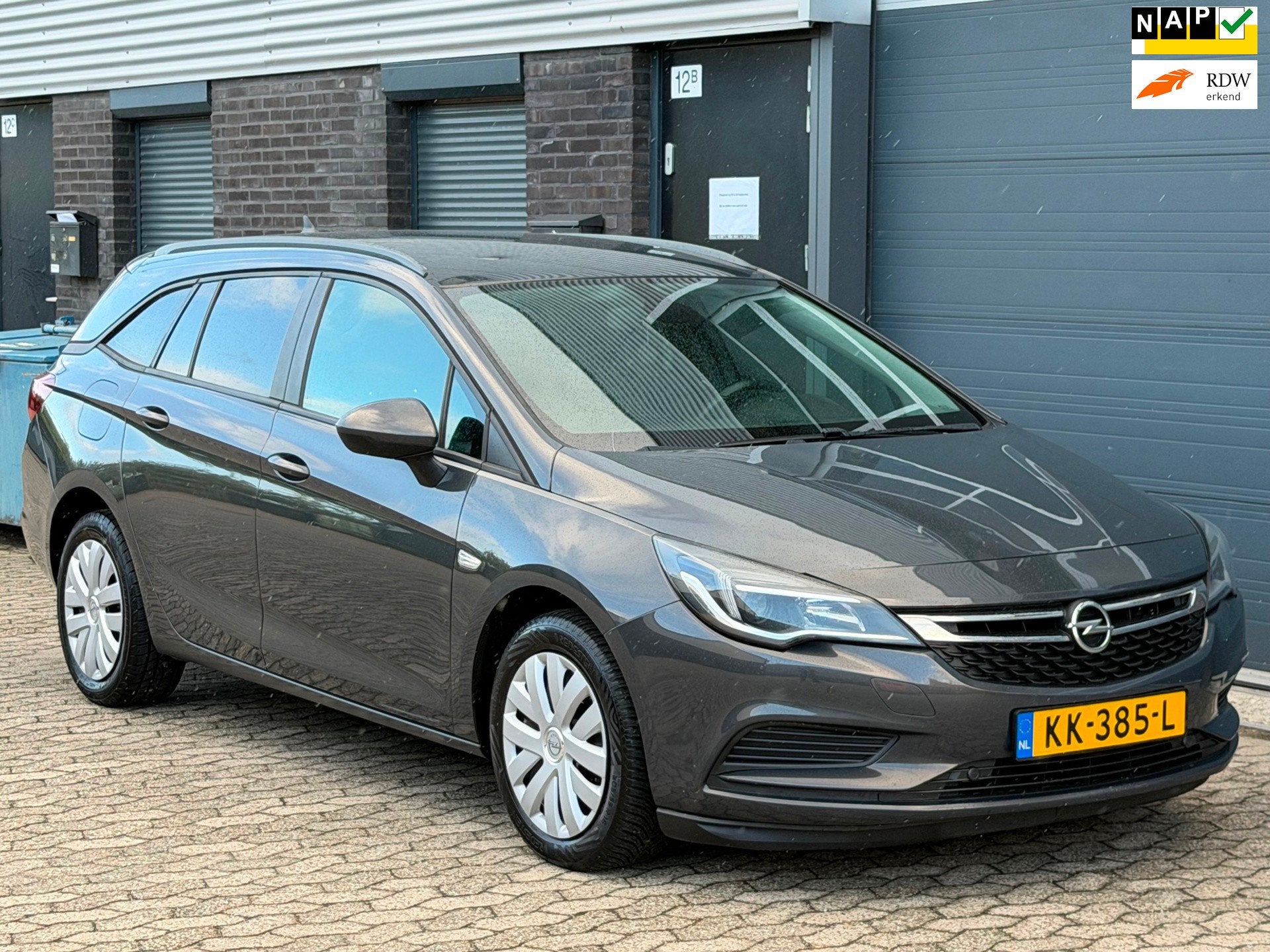 Opel Astra Sports Tourer 1.6 CDTI Edition NAVI CLIMA PDC CAM, Auto's, Voorwielaandrijving, Stof, Gebruikt, 4 cilinders