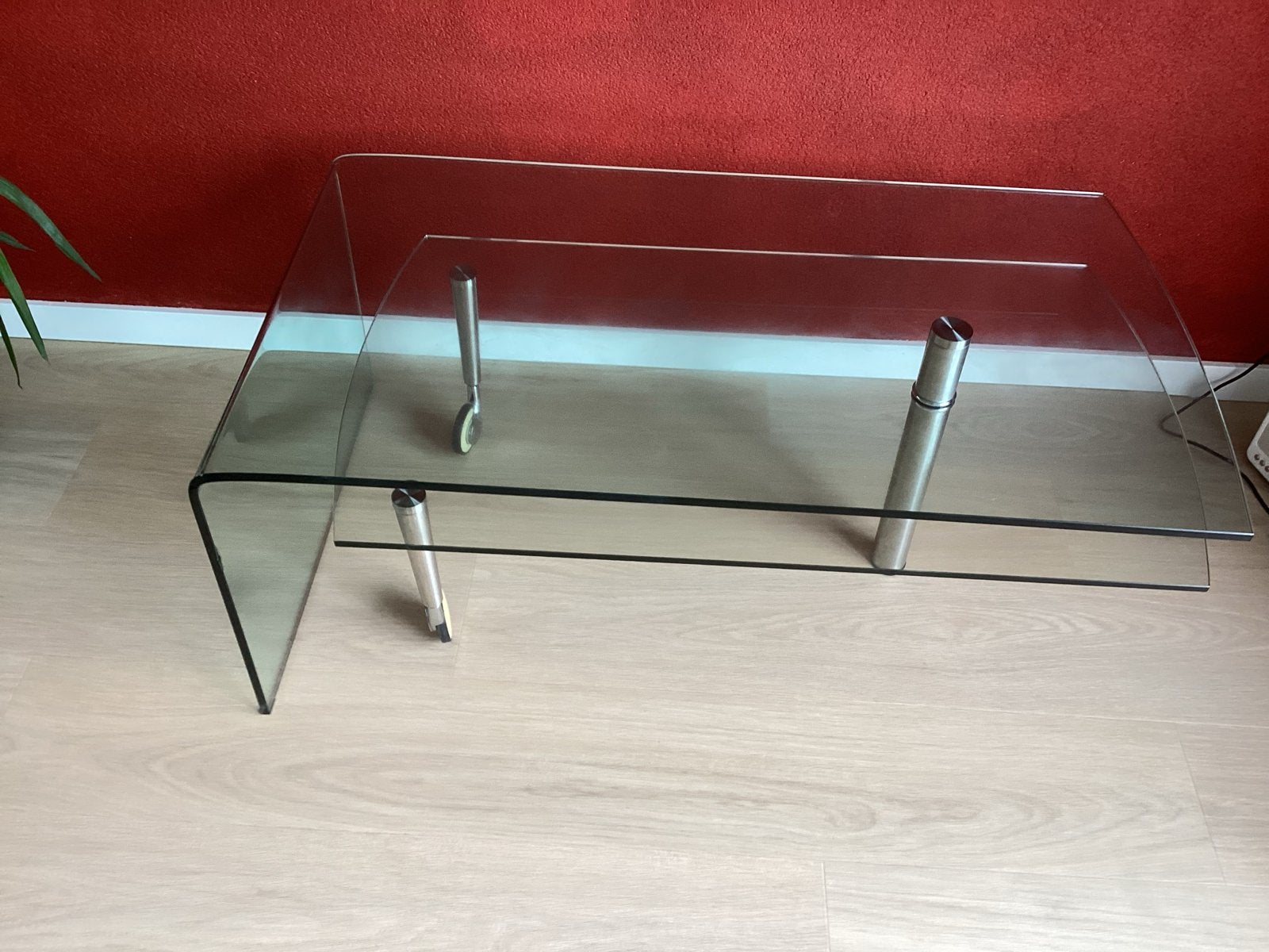 Glazen salontafel met metalen poten, Ophalen, Gebruikt, 100 tot 150 cm, Glas