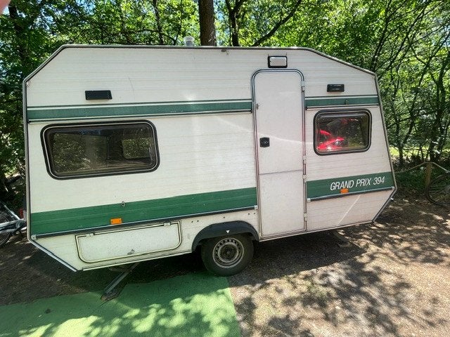 Chateau Grand Prix 394 met luifel en voortent, Uitbouw voortent, Particulier, 500 - 750 kg, Tot en met 4
