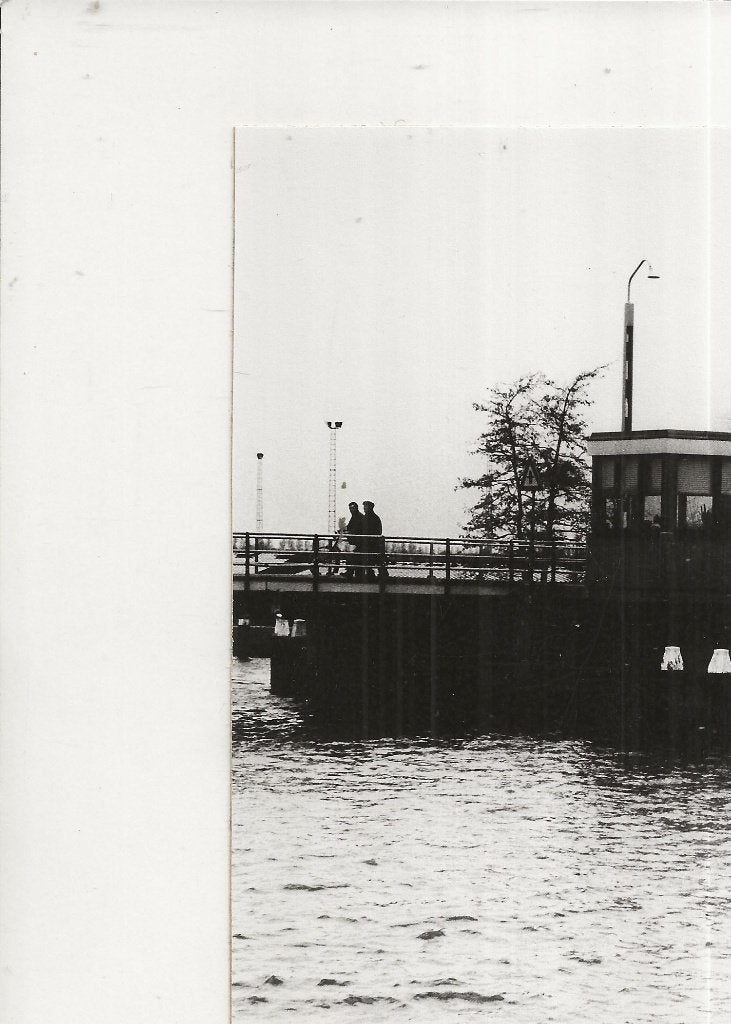 Onbekend Sluiswachtershokje Foto 24-16 cm 1981, Ophalen of Verzenden, 1980 tot heden, Ongelopen, Noord-Holland