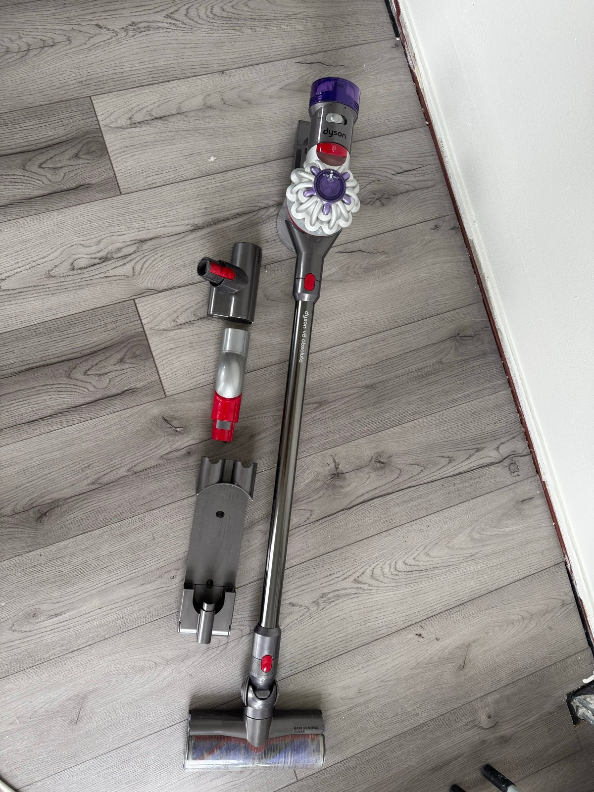 Dyson V8 Absolute steelstofzuiger - Krachtig en draadloos, Witgoed en Apparatuur, Ophalen, Gebruikt, Draadloos, Dyson
