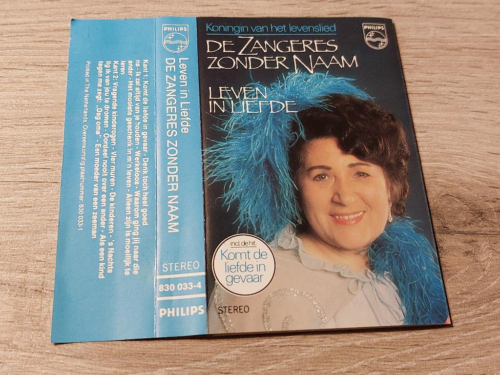 ZANGERES ZONDER NAAM - LEVEN IN LIEFDE (MC), Cd's en Dvd's, Cassettebandjes, 1 bandje, Ophalen of Verzenden, Zo goed als nieuw